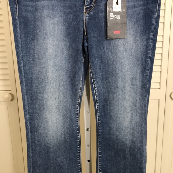 NWT Levi's Premium Women's 315 Shaping Bootcut Jeans Size 34 - Picture 4 of 14